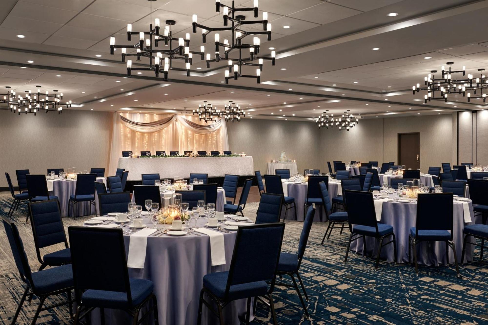 Four Points By Sheraton Point Edward Sarnia Exterior foto