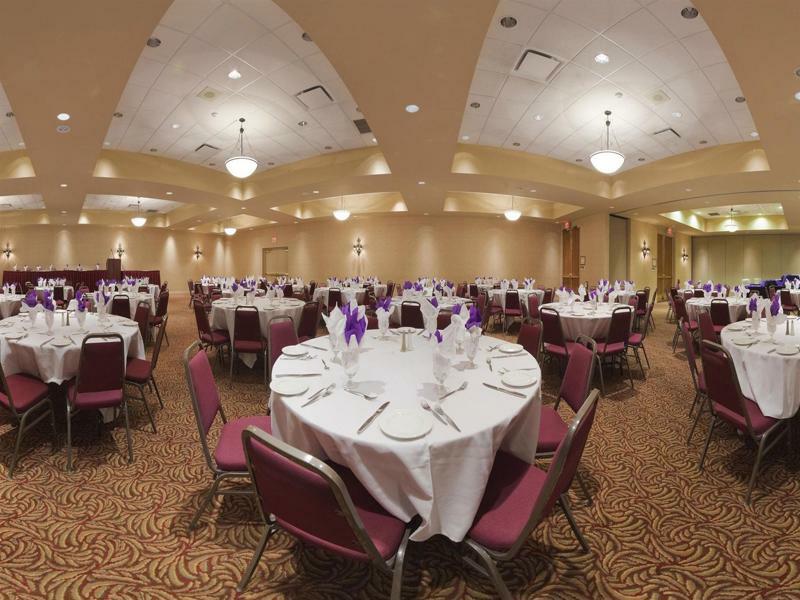 Four Points By Sheraton Point Edward Sarnia Exterior foto
